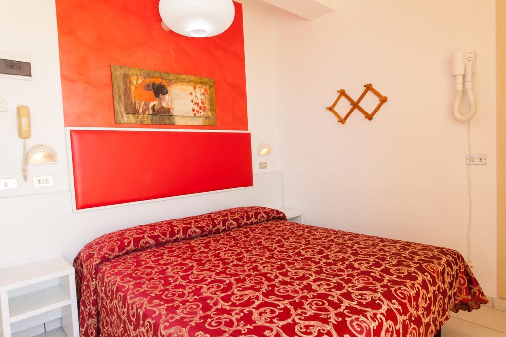 Hotel Teti เบลลาเรีย-อีเจอา มารีนา ภายนอก รูปภาพ