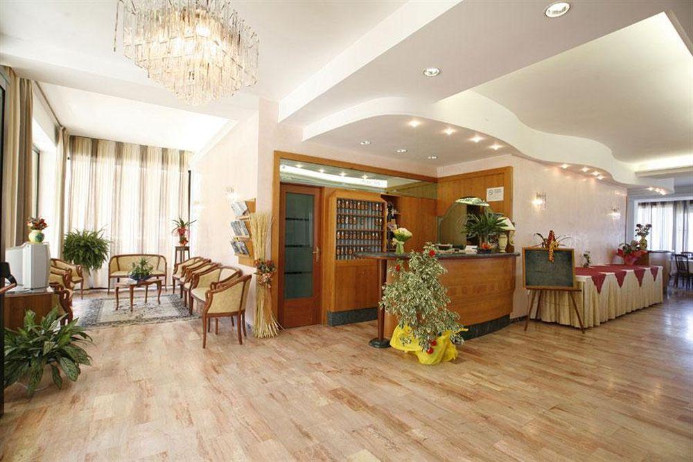 Hotel Teti เบลลาเรีย-อีเจอา มารีนา ภายนอก รูปภาพ